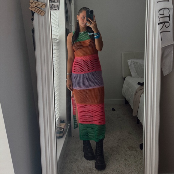 Crochet knitted dress - Picture 2 of 3